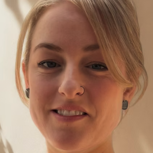 Profile photo of Bek Chatellier